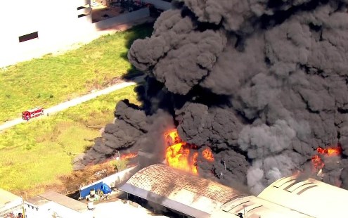 Incêndio atinge indústria química em Guarulhos | Jornal ...