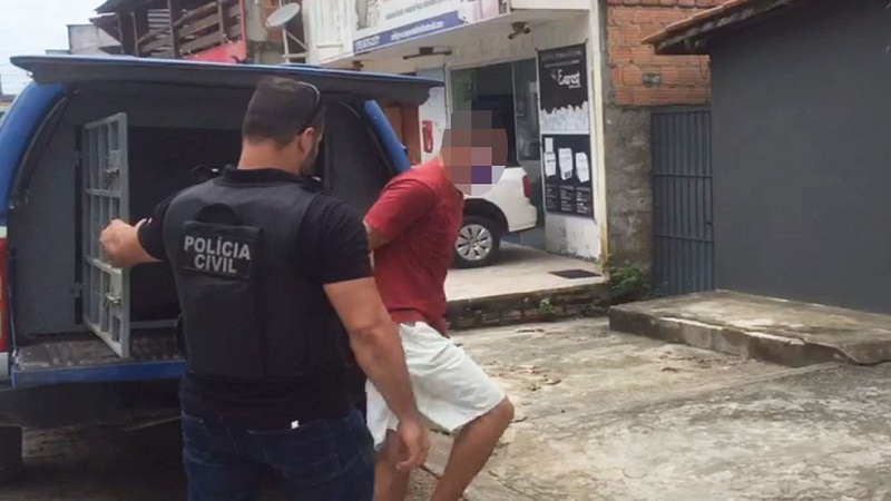 Polícia Prende Professor Acusado De Estuprar Crianças Em Escolinha Na Bahia Jornal Carlos Lima